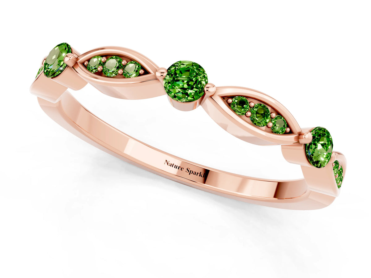 Alternating Marquise and Round Peridot Milgrain Band in Rose gold with Bezel Setting