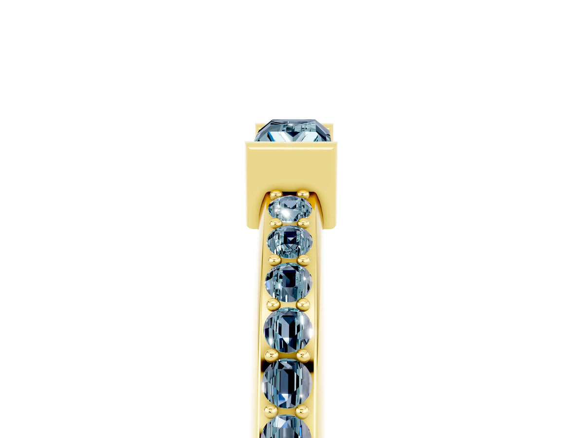 Baguette Aquamarine Pavé Band in Yellow gold with Bar Setting