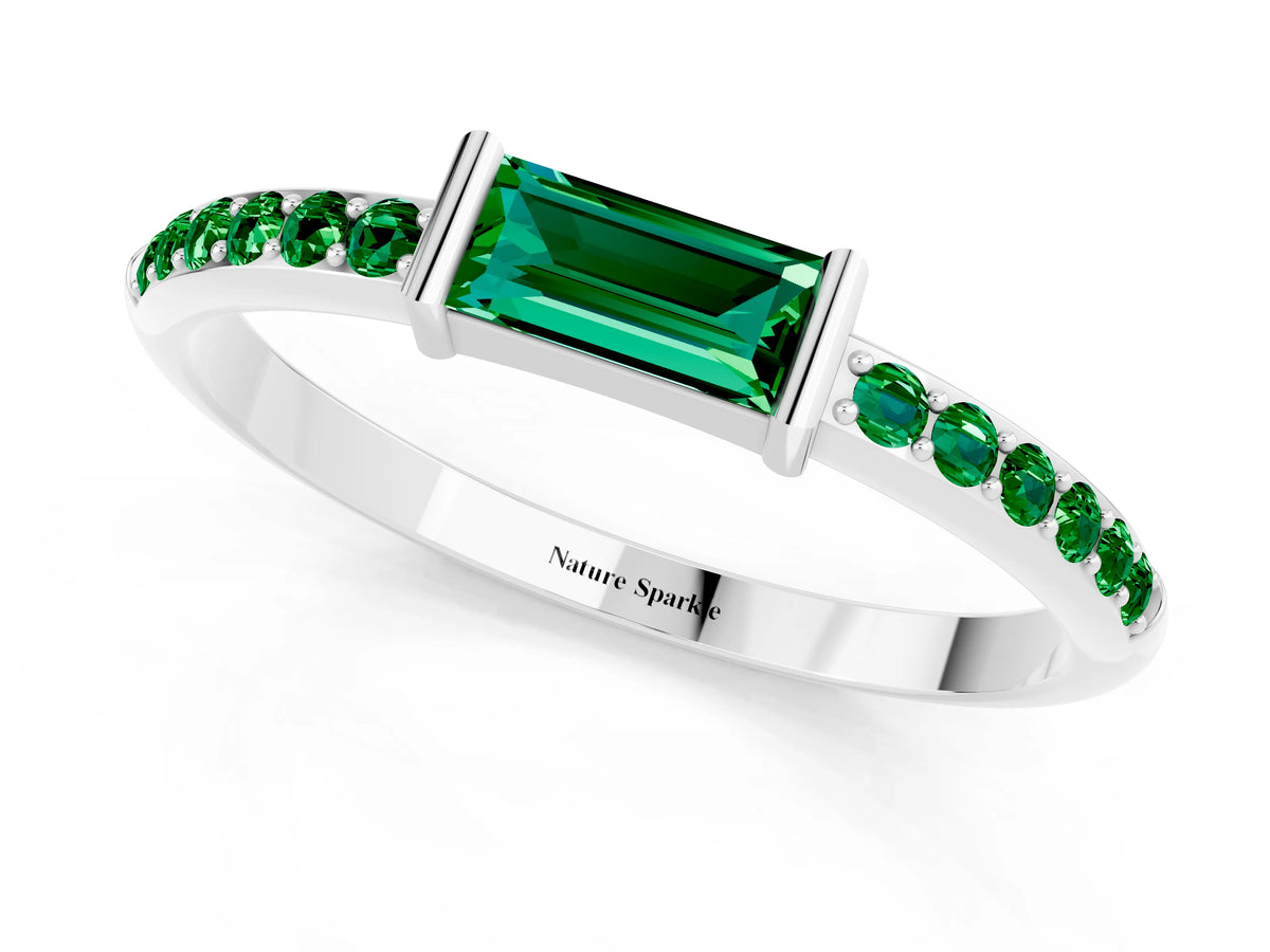Baguette Emerald Pavé Band in Silver with Bar Setting