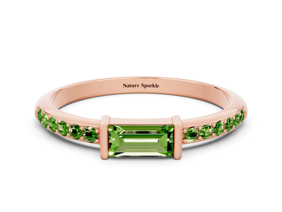 Baguette Peridot Pavé Band in Rose gold with Bar Setting