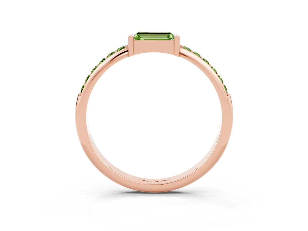 Baguette Peridot Pavé Band in Rose gold with Bar Setting