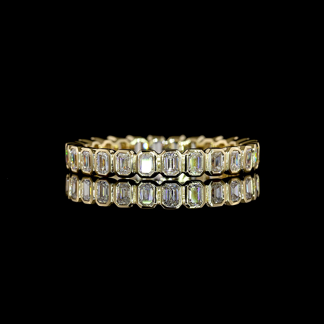 Yellow gold Diamond Eternity Band · 1.04 ct
