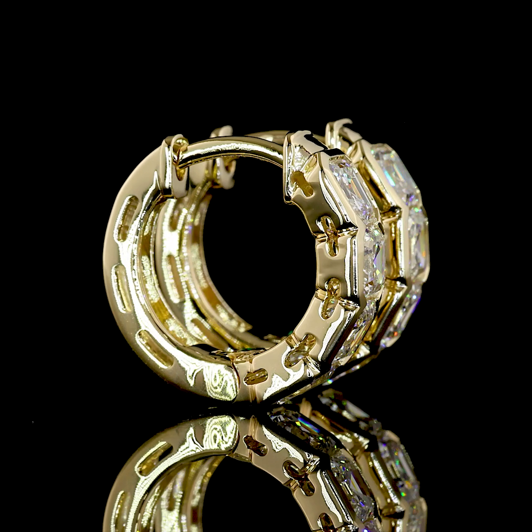 Yellow gold Diamond Huggies · 2.05 ct