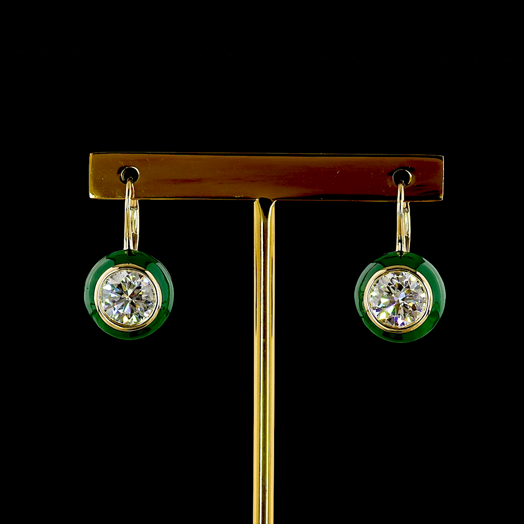 Yellow gold Diamond Hanging Earrings · 4.05 ct