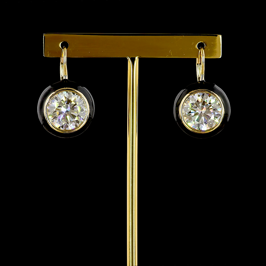 Yellow gold Diamond Hanging Earrings · 10.08 ct