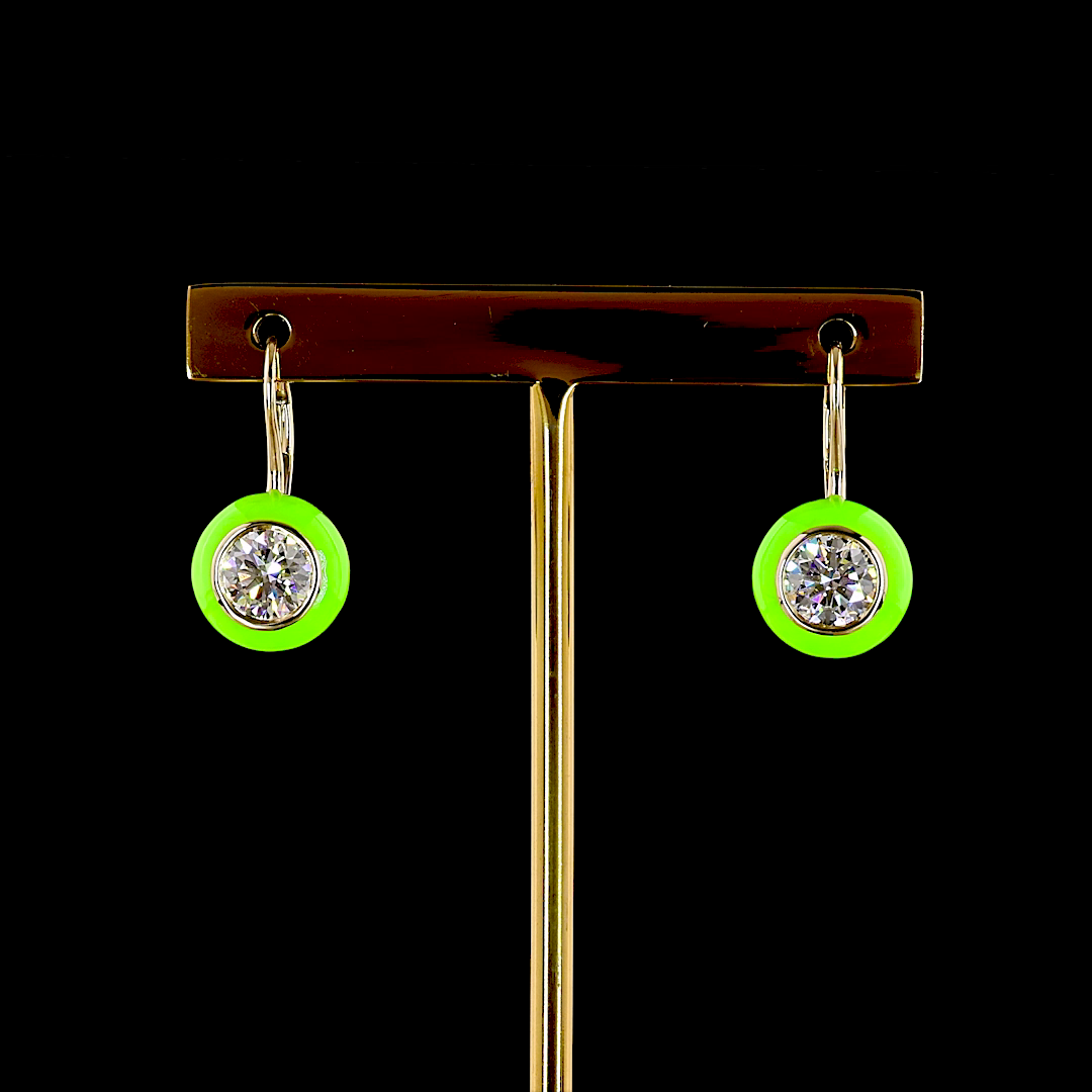 Yellow gold Diamond Hanging Earrings · 2.01 ct