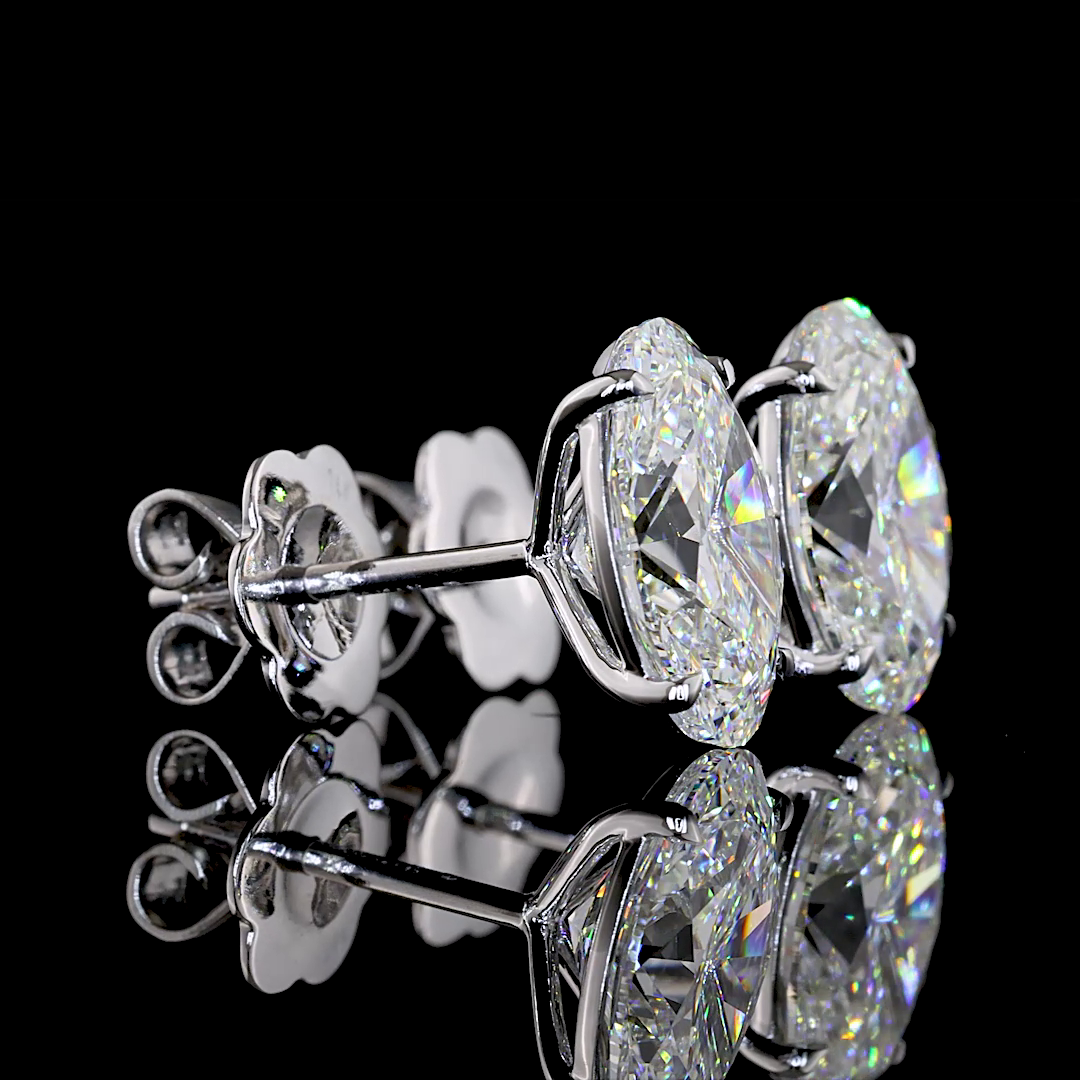 White gold Diamond Studs · 4.07 ct