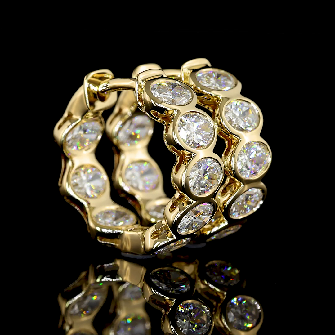 Yellow gold Diamond Huggies · 1.93 ct
