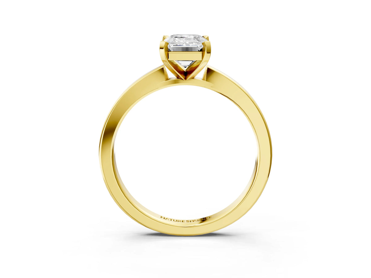 Emerald Cut Diamond Solitaire Engagement Ring in Yellow gold with Prong Setting