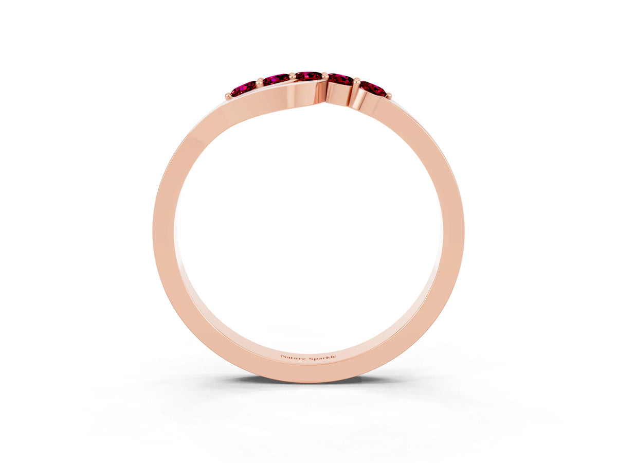 Five-Stone Round Garnet Crossover Band in Rose gold with Prong Setting
