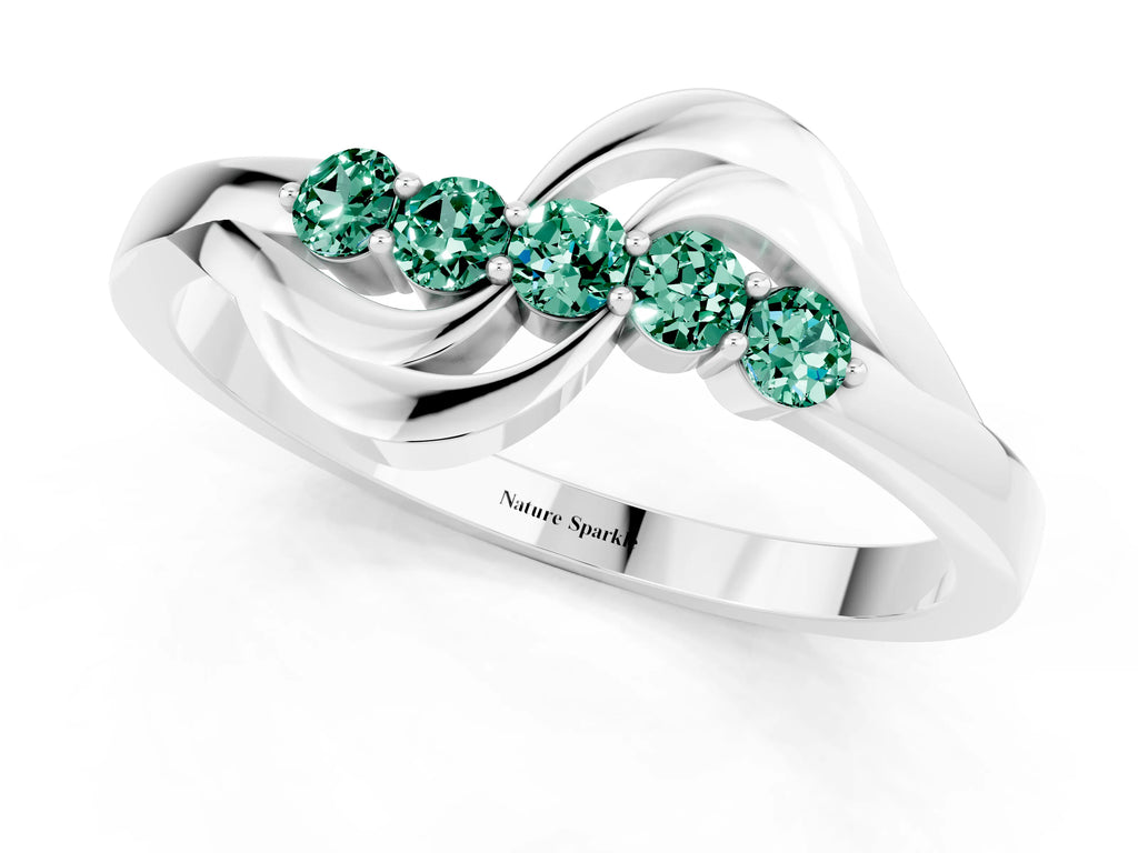 Five-Stone Round Green Sapphire Crossover Band in Silver with Prong Setting