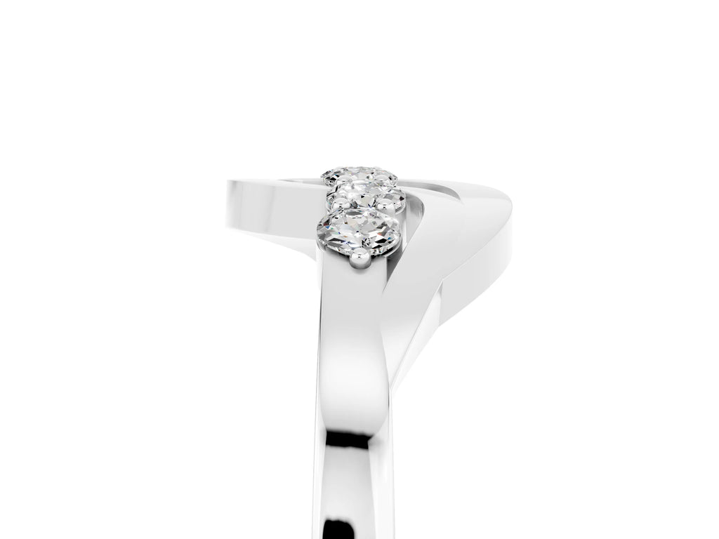 Five-Stone Round Moissanite Crossover Band in White gold with Prong Setting
