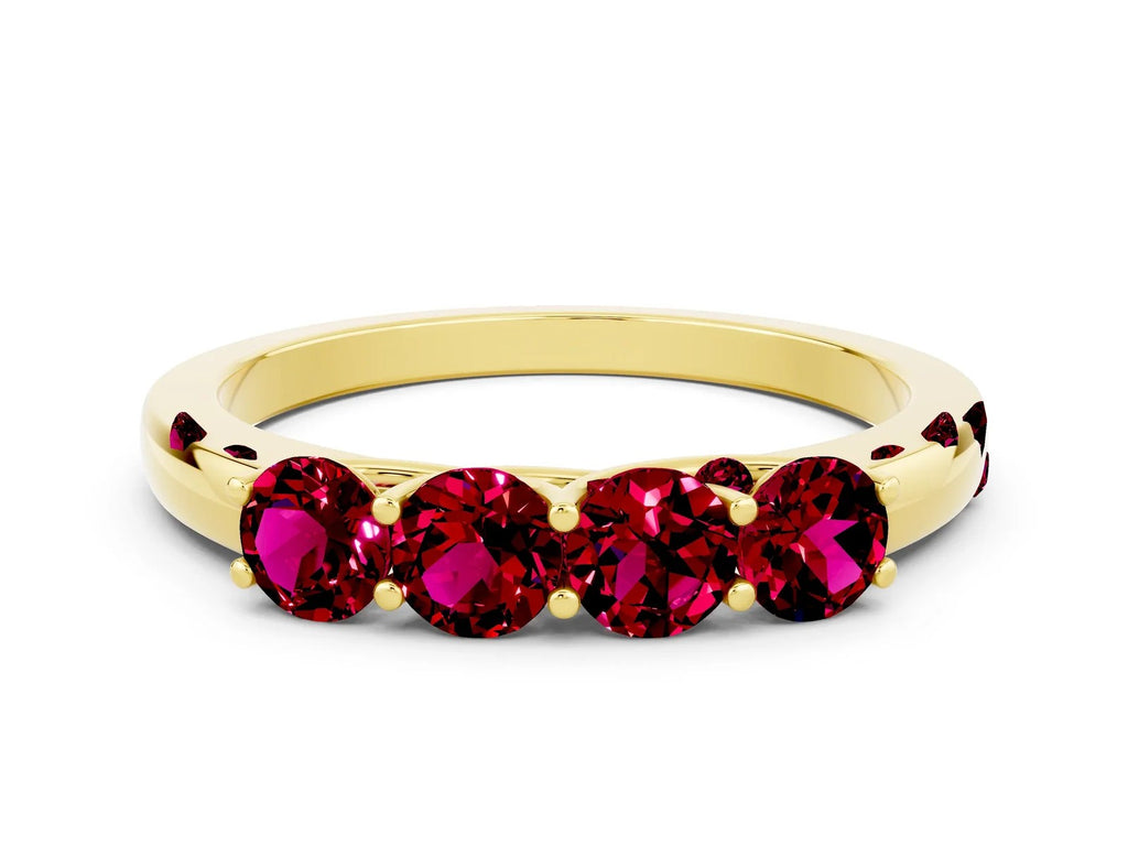 Four-Stone Round Garnet Band in Yellow gold with Prong Setting 