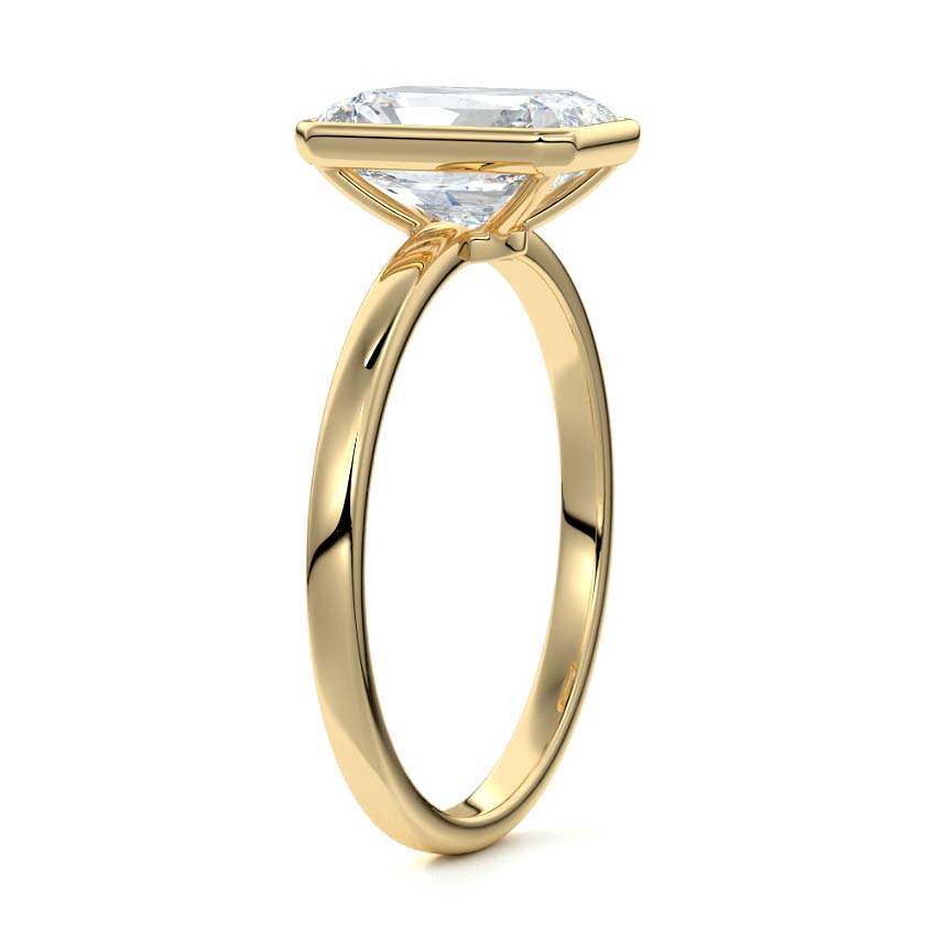 Yellow gold Radiant Diamond Solitaire Engagement Ring