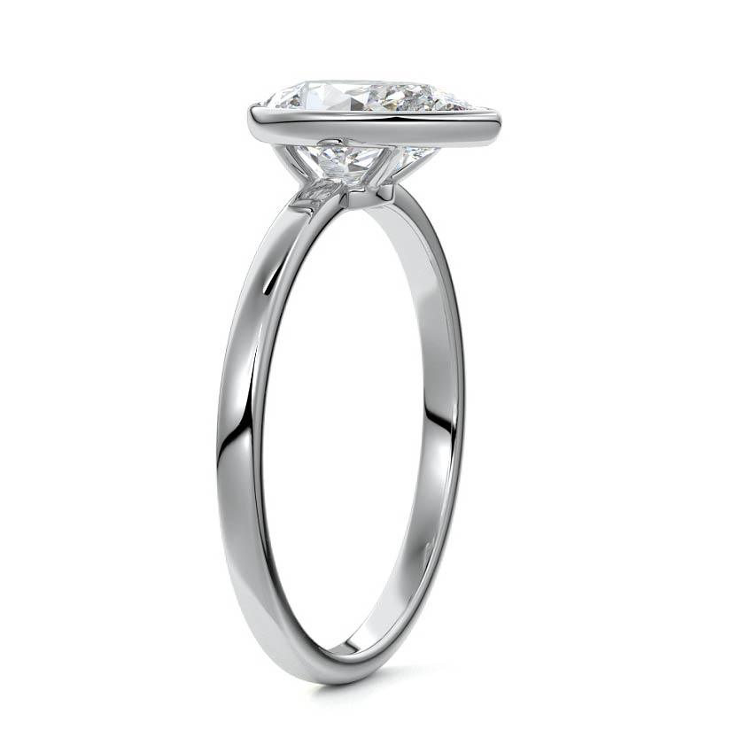 White gold Pear Diamond Solitaire Engagement Ring