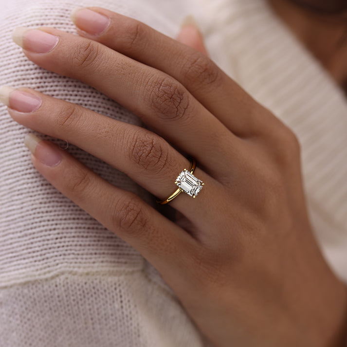 Yellow gold Emerald Diamond Solitaire with Hidden Halo