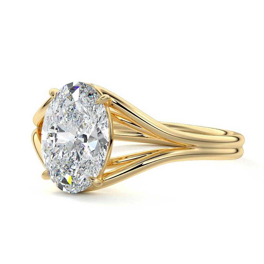 Yellow gold Oval Diamond Solitaire Engagement Ring with Multi-Row Split Shank