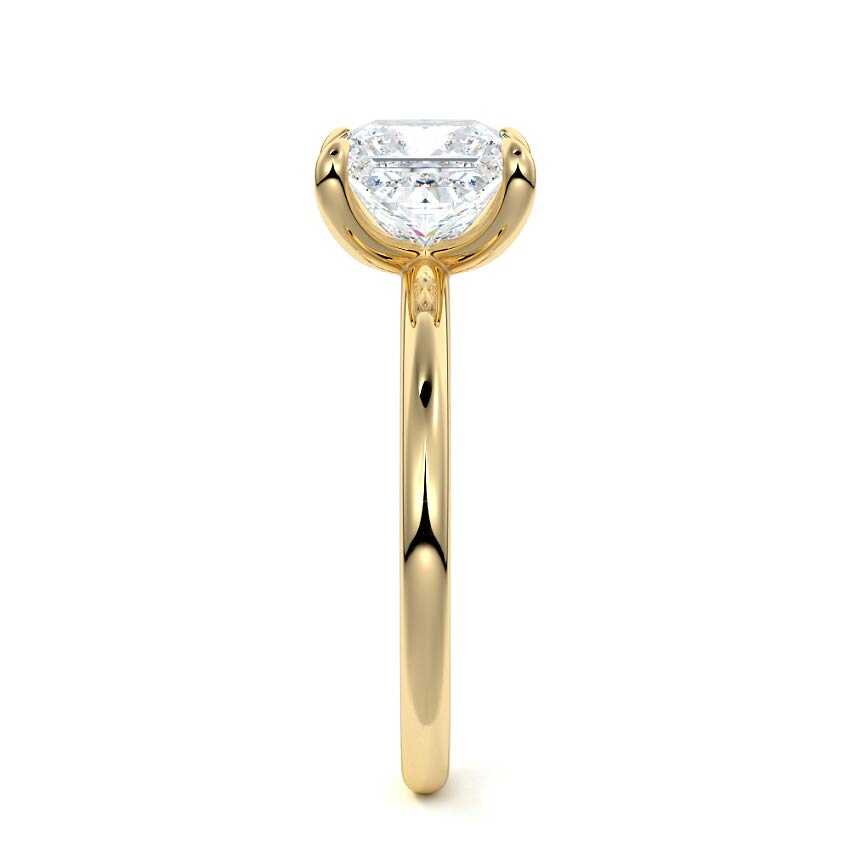 Yellow gold Princess Diamond Solitaire Engagement Ring