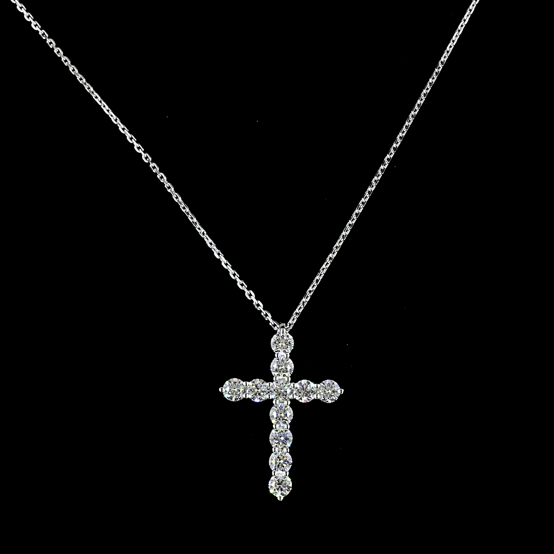 White gold Diamond Cross Pendant · 1.09 ct