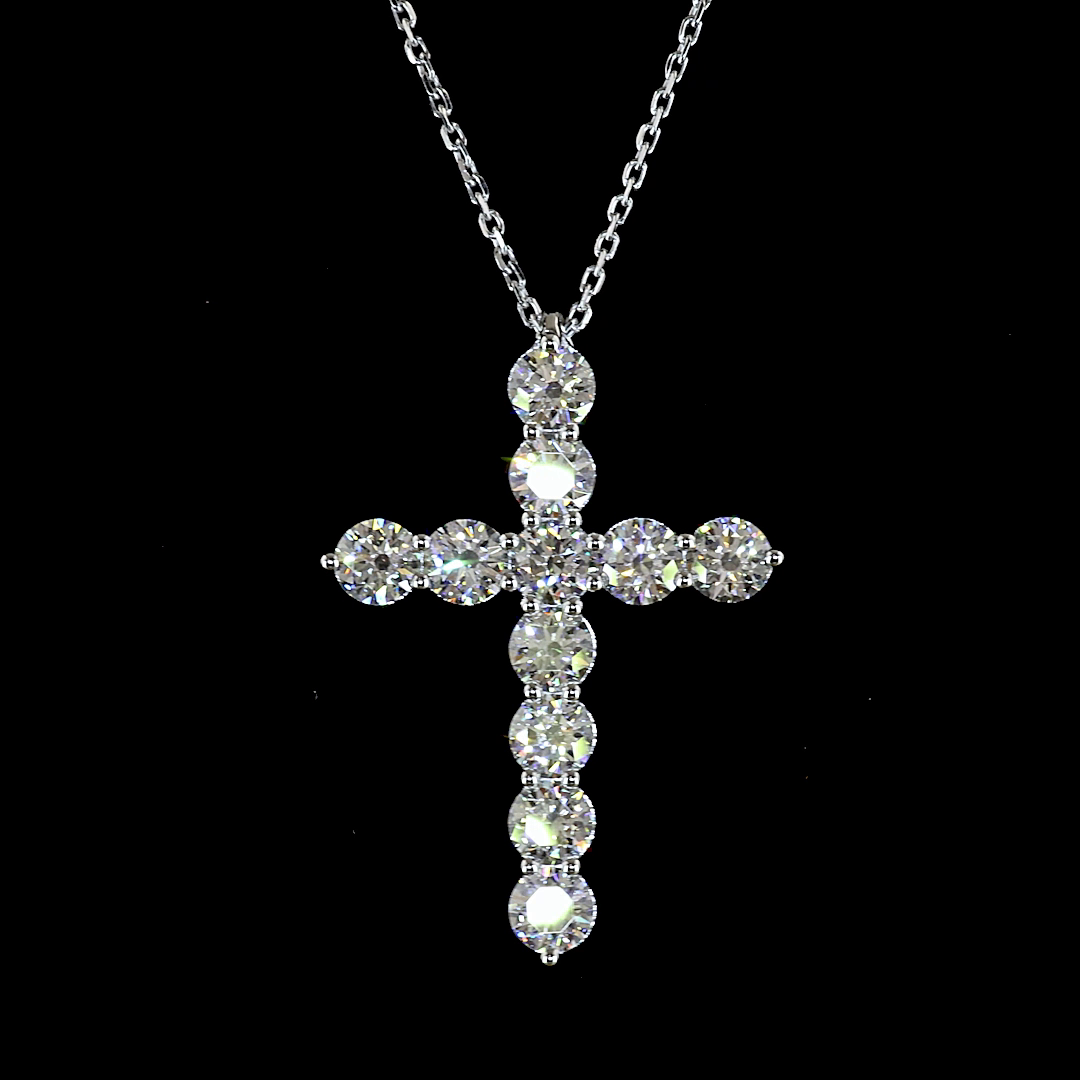 White gold Diamond Cross Pendant · 1.97 ct