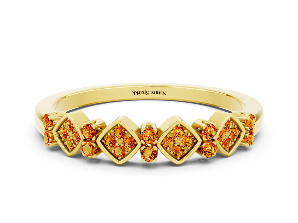 Pavé Cushion Citrine Cluster Eternity Band in Yellow gold with Prong Setting