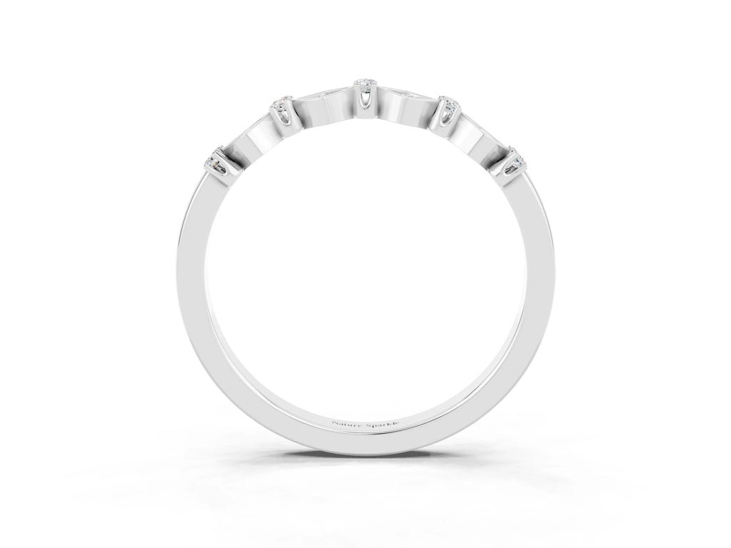 Pavé Cushion Moissanite Cluster Eternity Band in White gold with Prong Setting