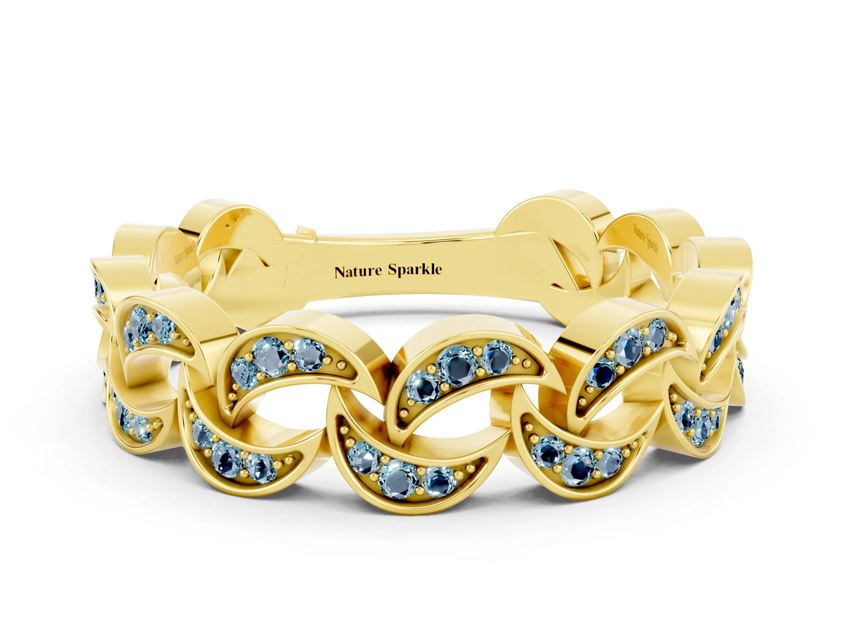 Pavé Round Aquamarine Interlocking Eternity Band in Yellow gold with Bezel Prong Setting