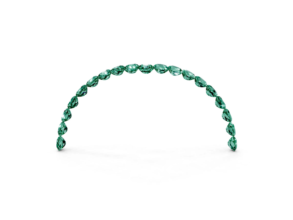 Pavé Round Green Sapphire Chevron Band in White gold with Shared Prong Setting