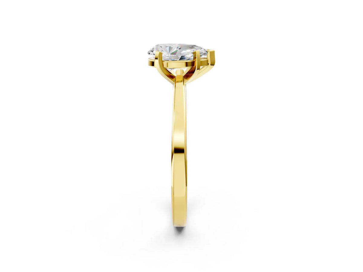 Pear Cut Diamond Solitaire Engagement Ring in Yellow gold with Prong Setting