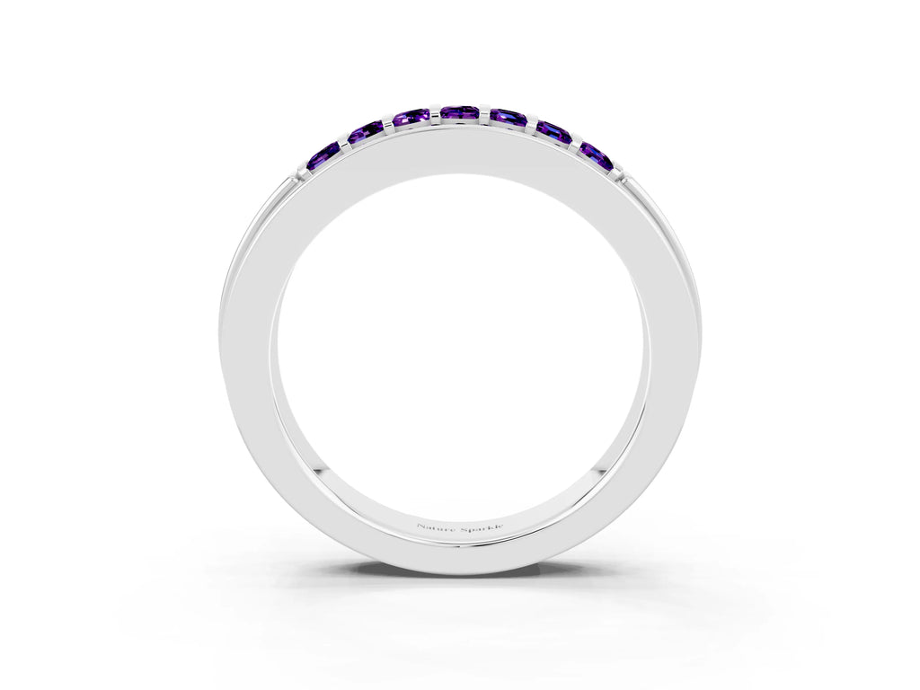 Princess Cut Amethyst Bar-Set Pavé Band in White gold with Grooved Edge Detailing