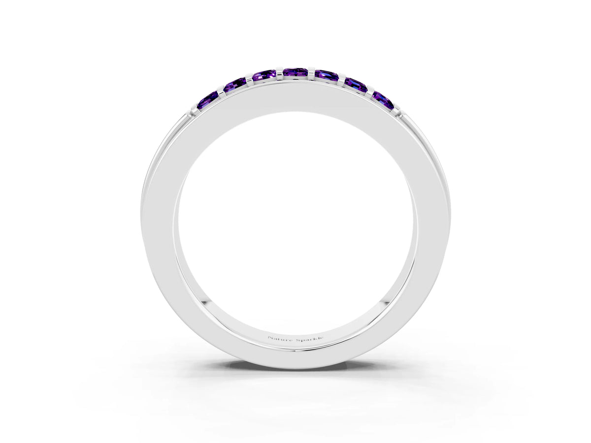 Princess Cut Amethyst Bar-Set Pavé Band in White gold with Grooved Edge Detailing