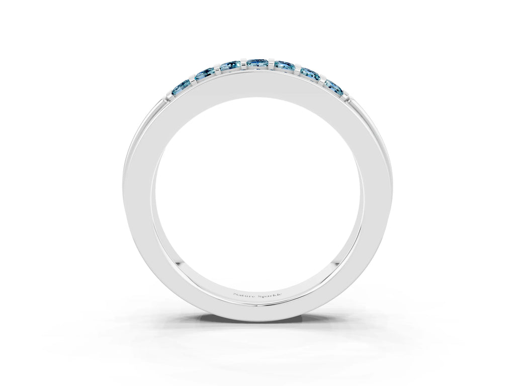 Princess Cut Aquamarine Bar-Set Pavé Band in White gold with Grooved Edge Detailing