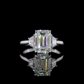 White gold Diamond Three-Stone Ring · 3.78 ct