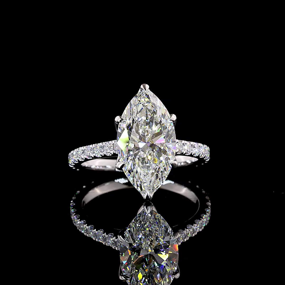 White gold Diamond Solitaire Diamond Shank Ring · 4.54 ct