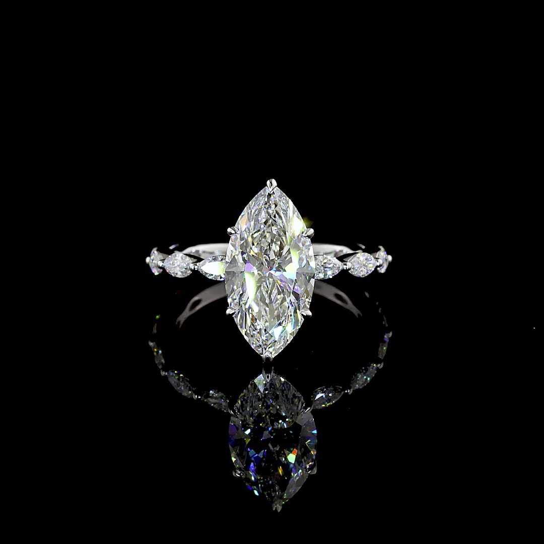 White gold Diamond Solitaire Diamond Shank Ring · 3.85 ct