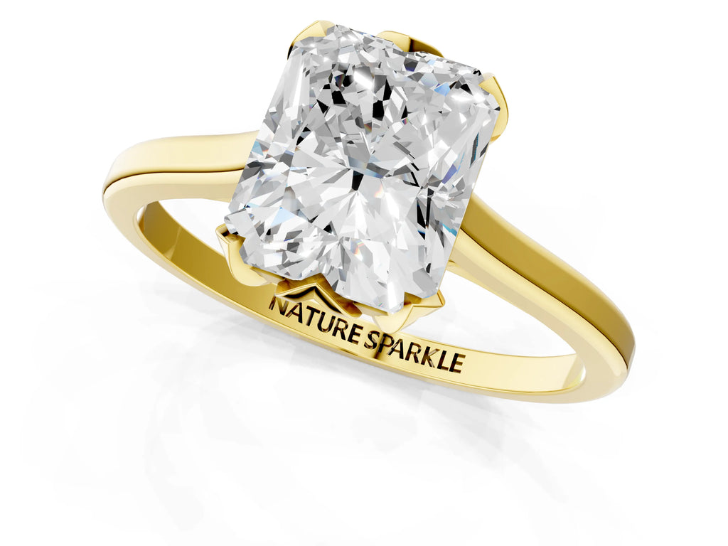 Radiant Cut Diamond Solitaire Ring in Yellow gold with Flower Prong Setting
