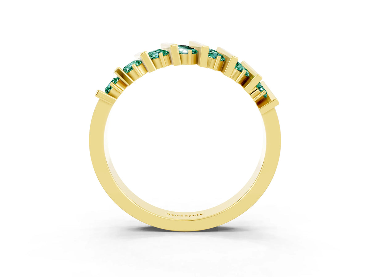 Round Green Sapphire Anniversary Band in Yellow gold with Channel Setting and Vertical Prongs