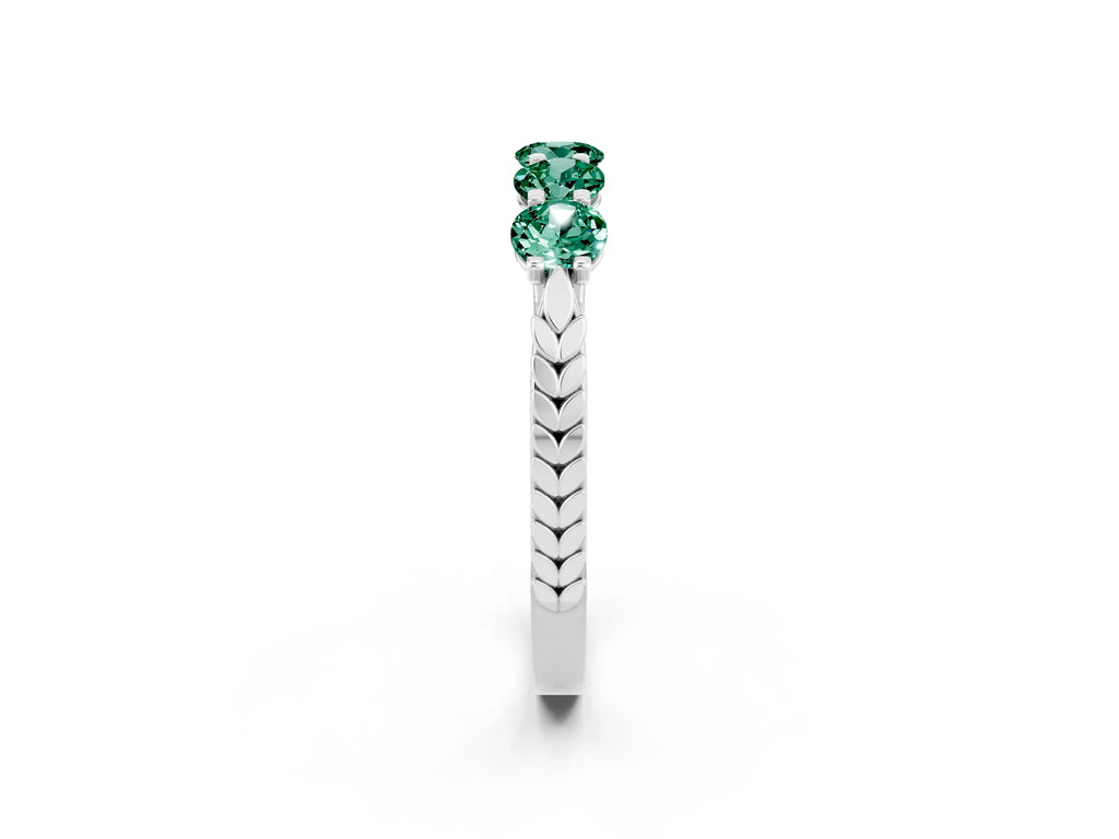 Round Green Sapphire Five-Stone Band in Silver with Prong Setting