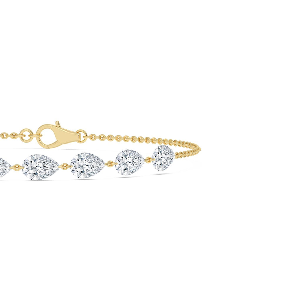 Yellow gold Diamond Bracelet · 3.38 ctw