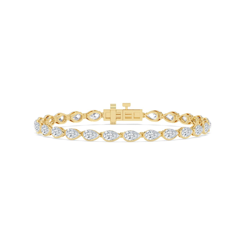 Yellow gold Diamond Bracelet · 5.97 ctw