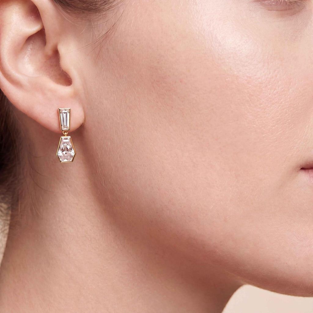 Yellow gold Diamond Earrings · 3.95 ctw