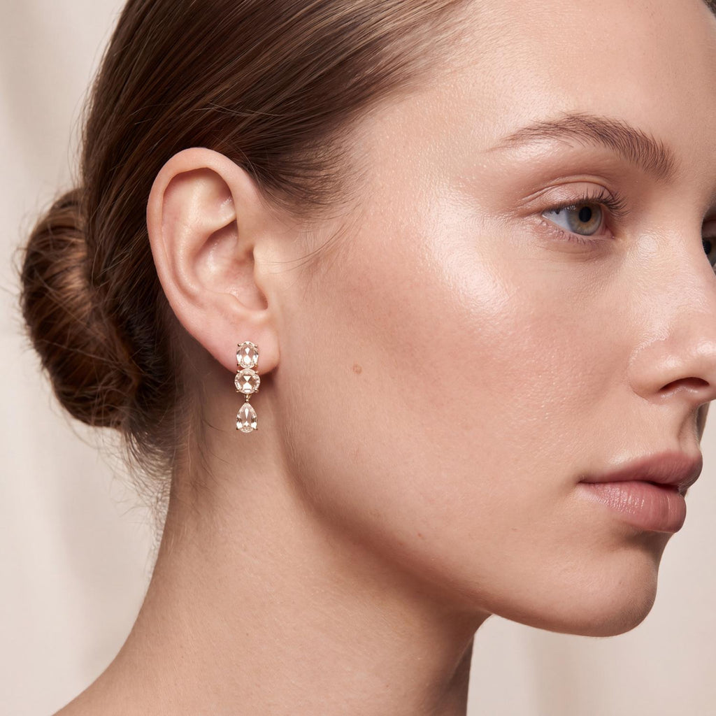 Yellow gold Diamond Earrings · 3 ctw