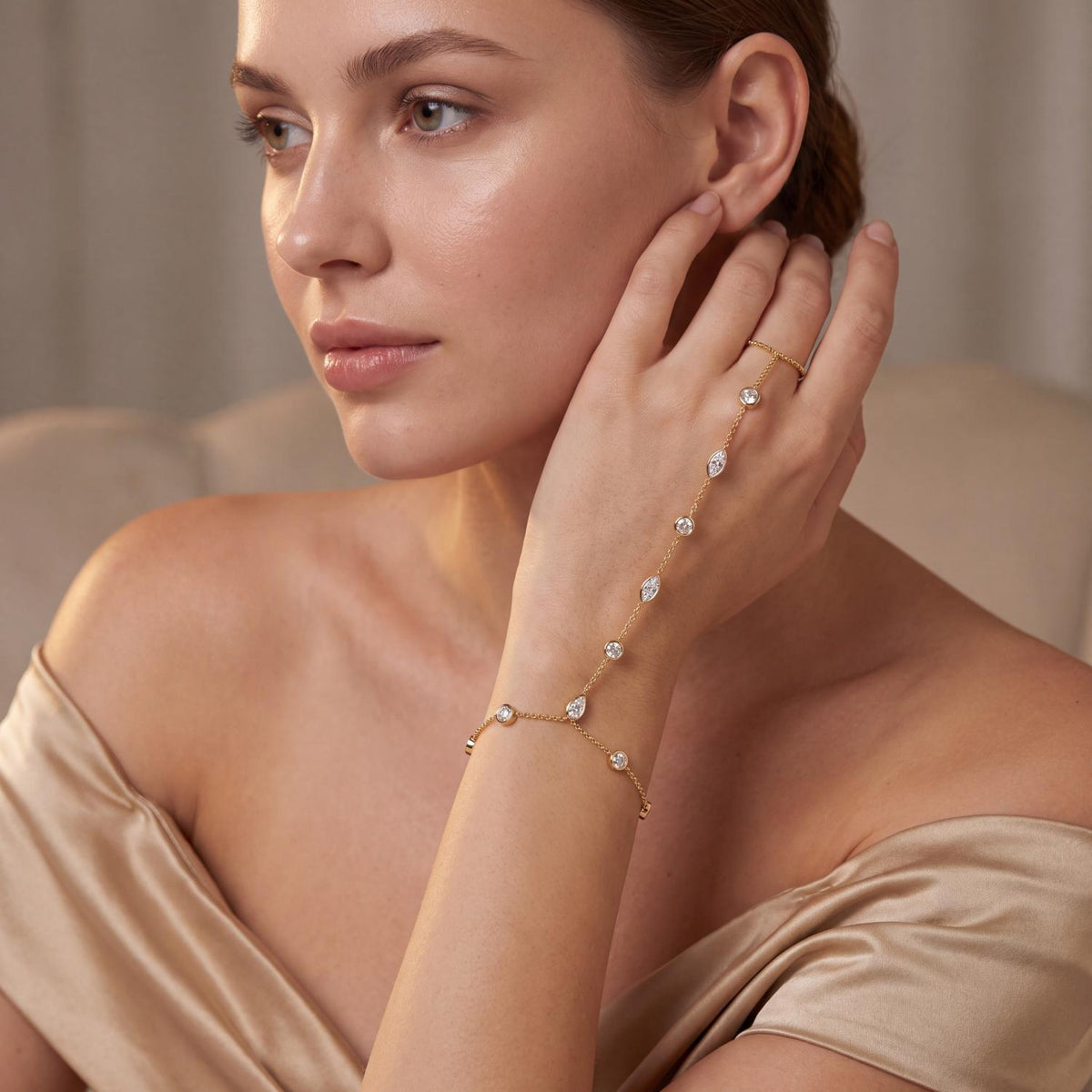 Yellow gold Diamond Bracelet · 2.83 ctw
