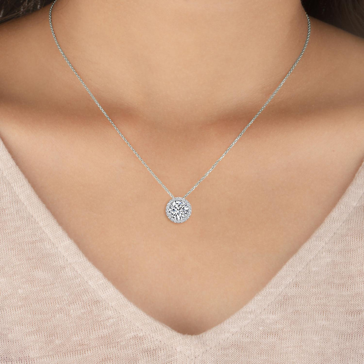 White gold Diamond Pendant · 0.68 ctw