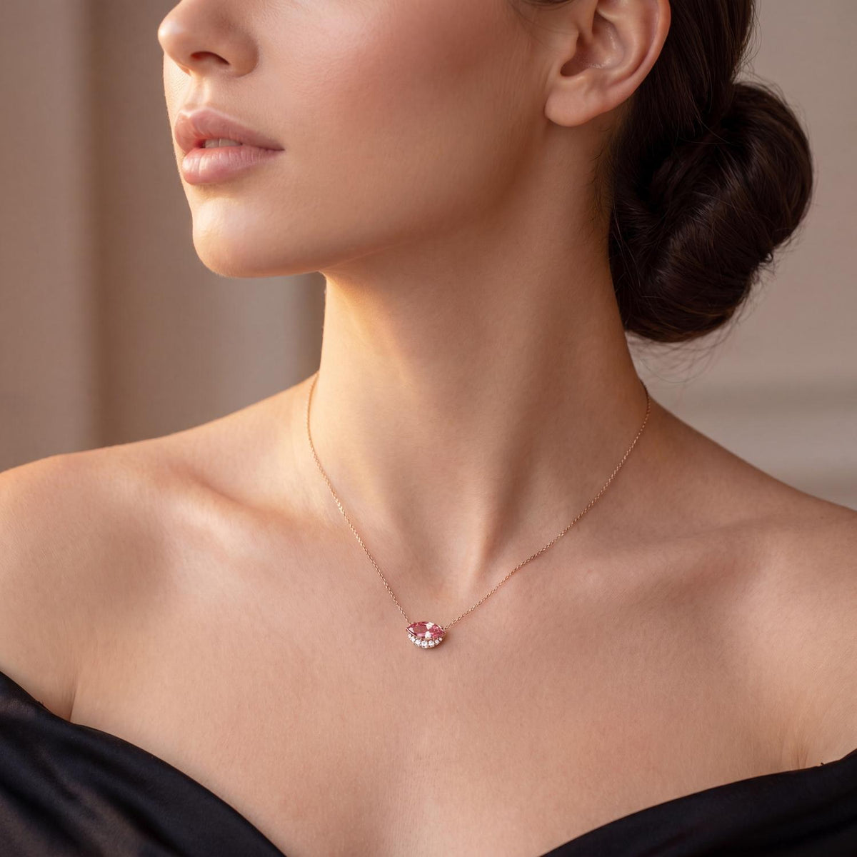 Rose gold Diamond Pendant · 2.73 ctw