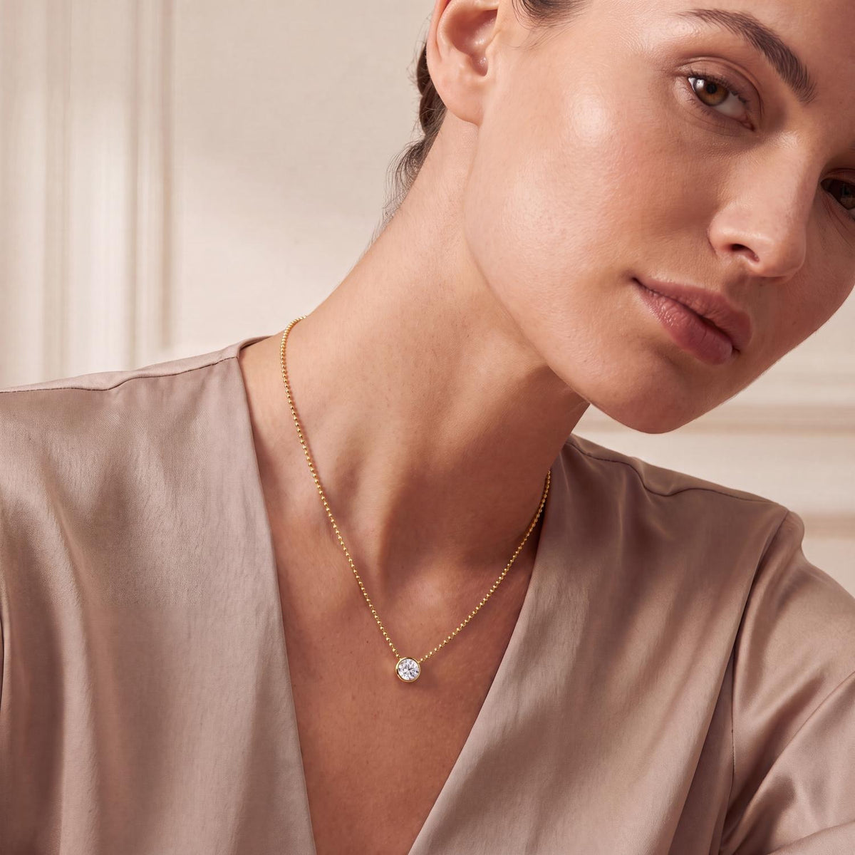 Yellow gold Diamond Pendant · 2 ctw