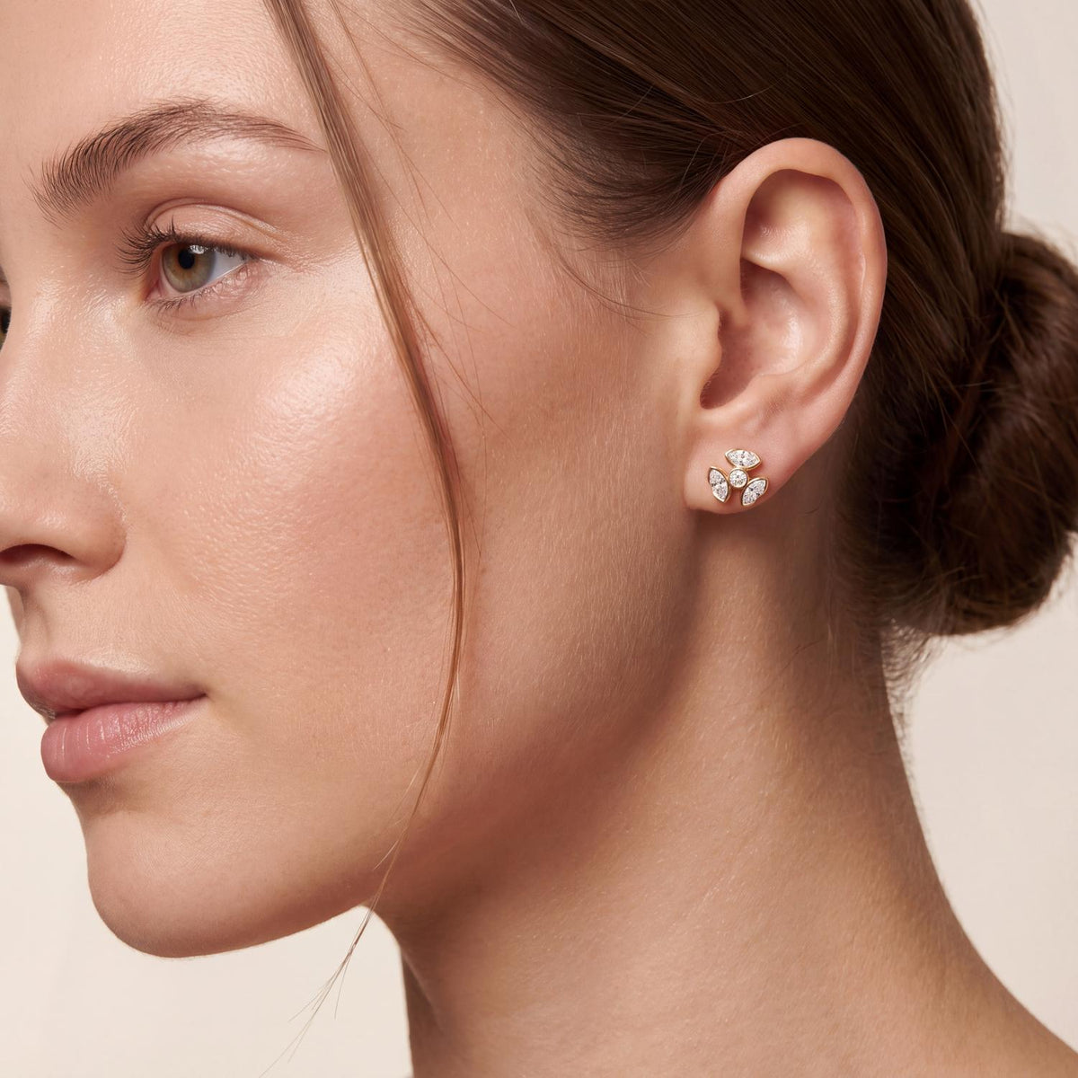 Yellow gold Diamond Earrings · 2.5 ctw