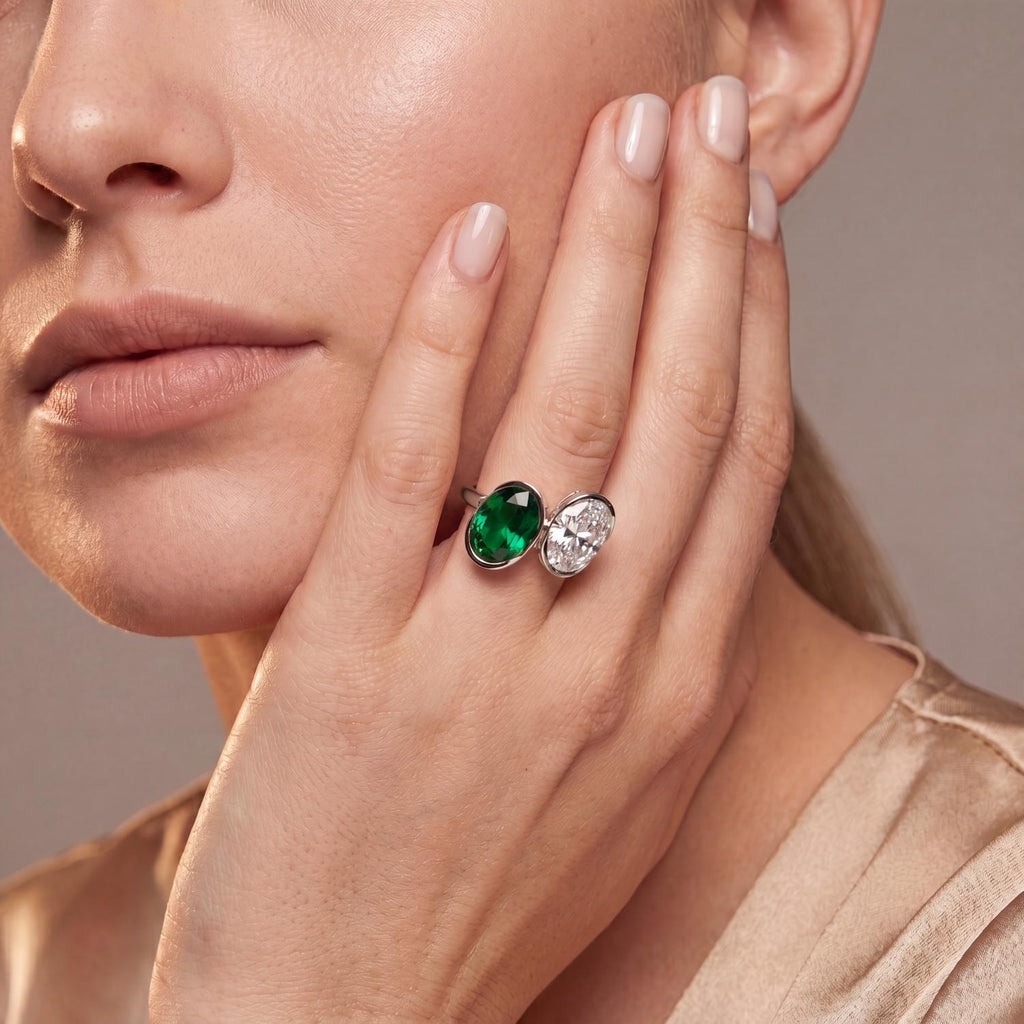 White gold Green Oval Diamond Ring · 5.23 ctw