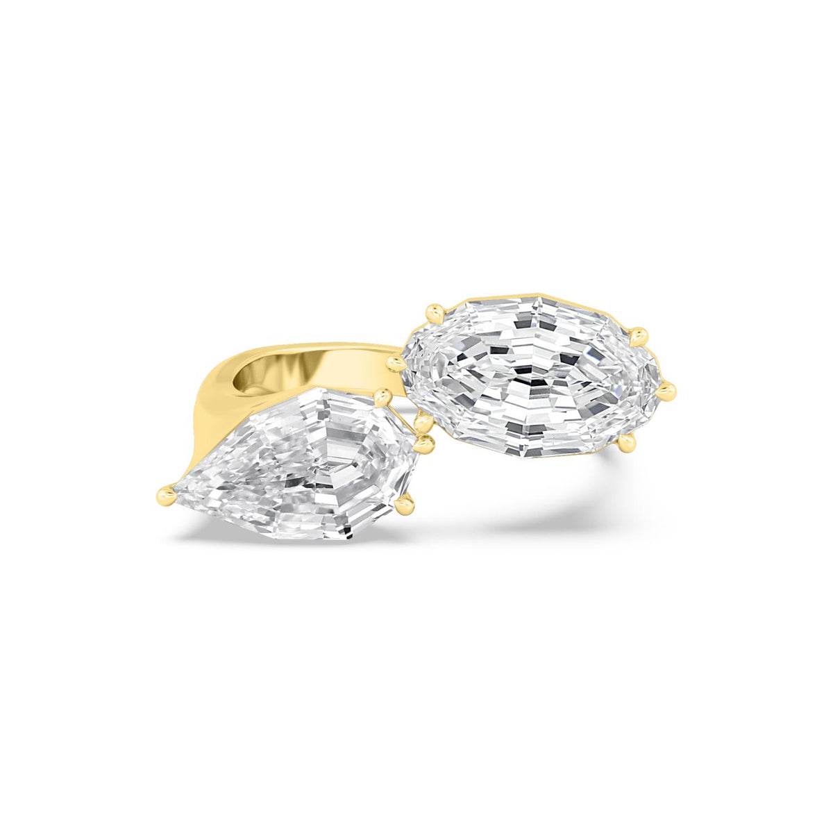 Yellow gold Diamond Ring · 5.00 ctw
