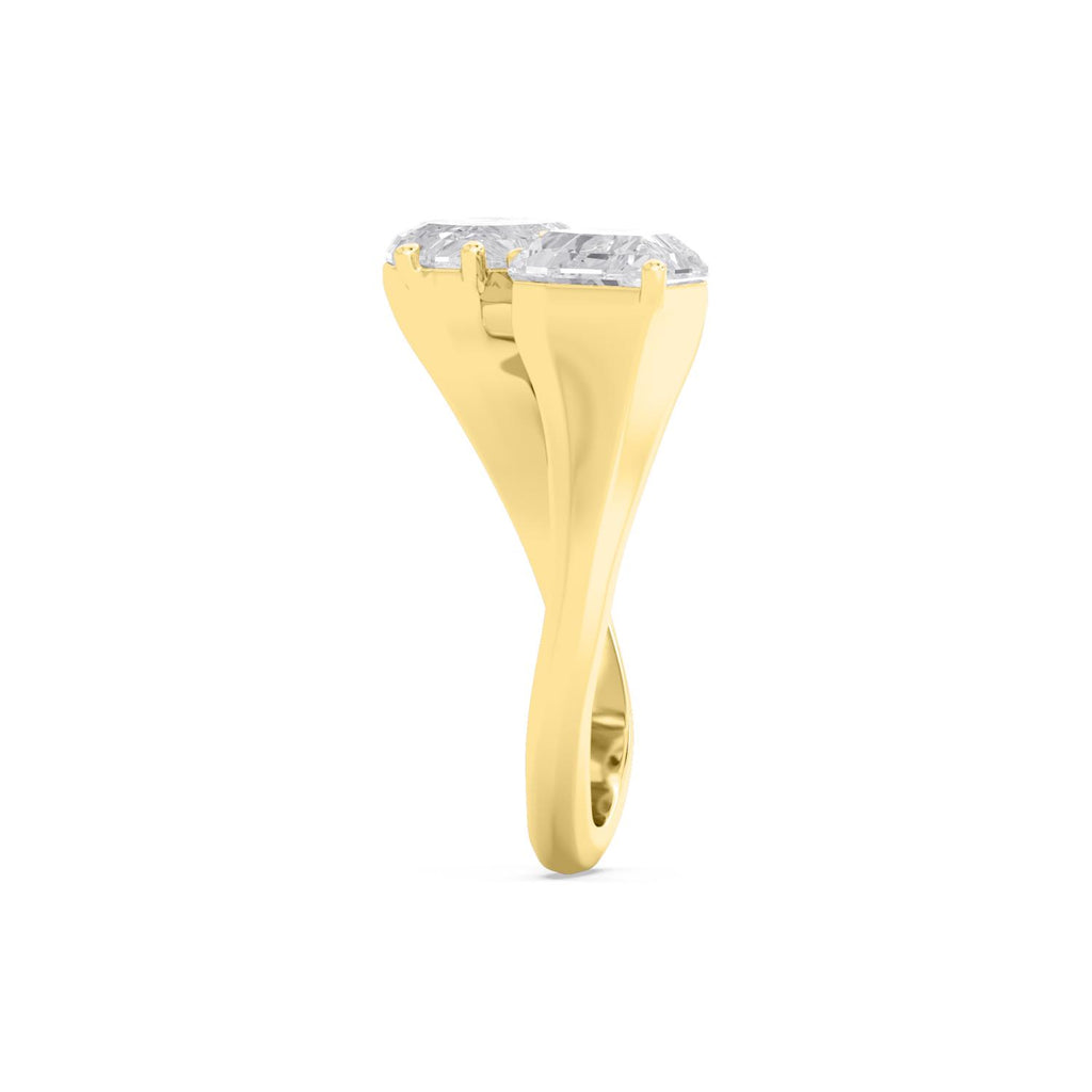 Yellow gold Diamond Ring · 5.00 ctw